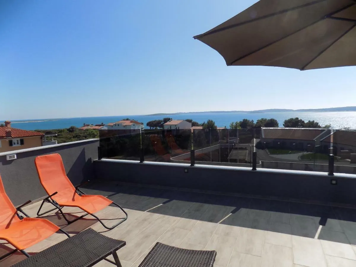 Apartments Erzen Medulin 0*,